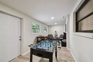 6551 S West Shore Circle, Tampa, FL 33616 - Photo 8