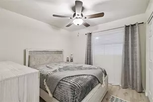 6551 S West Shore Circle, Tampa, FL 33616 - Photo 14
