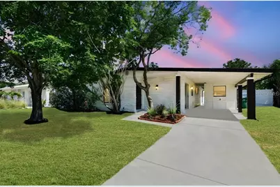 6551 S West Shore Circle, Tampa, FL 33616 - Photo 1