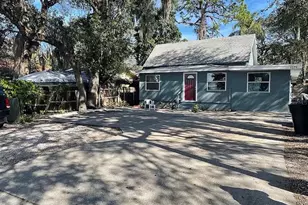 1379 S Martin Luther King Jr Ave, Clearwater, FL 33756 - Photo 2