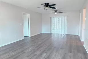 9129 Sewell Ln, Spring Hill, FL 34608 - Photo 10