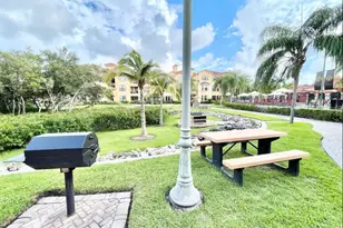 2721 Via Murano, Clearwater, FL 33764 - Photo 22