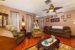 12095 102nd Ave, Seminole, FL 33778 - Photo 2