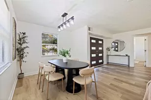 1470 28th Ave N, Saint Petersburg, FL 33704 - Photo 8