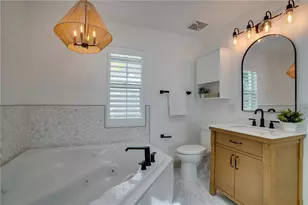 11763 Harborside Cir, Largo, FL 33773 - Photo 30