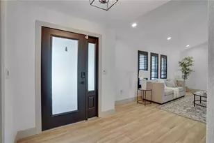 11763 Harborside Cir, Largo, FL 33773 - Photo 6