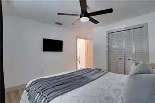 11763 Harborside Cir, Largo, FL 33773 - Photo 40