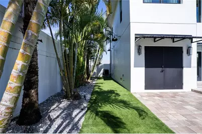 11763 Harborside Circle, Largo, FL 33773 - Photo 66