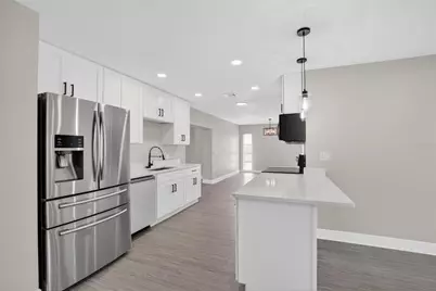 9718 Fox Hollow Road, Tampa, FL 33647 - Photo 8