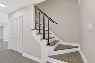 9718 Fox Hollow Rd, Tampa, FL 33647 - Photo 14