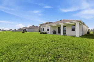 1413 Tropical Oasis Ave, Plant City, FL 33565 - Photo 30