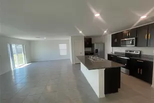 35288 Spruce Knob Ct, Dade City, FL 33525 - Photo 6