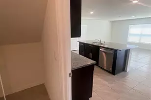 35288 Spruce Knob Ct, Dade City, FL 33525 - Photo 12