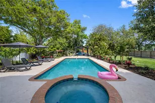 10852 131st St N, Largo, FL 33774 - Photo 52