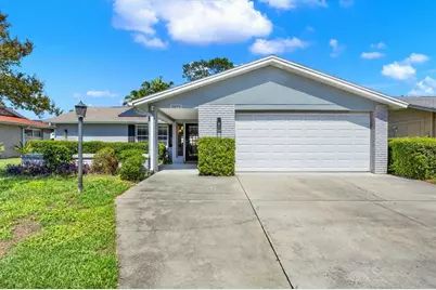 10898 119th Street N, Seminole, FL 33778 - Photo 1