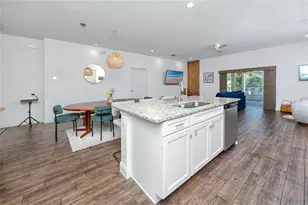 902 8th Ave NW, Largo, FL 33770 - Photo 10