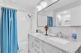 2853 Seabreeze Dr S, Gulfport, FL 33707 - Photo 36