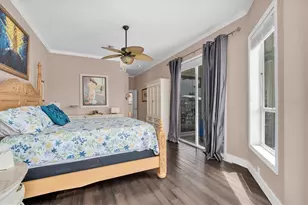 2853 Seabreeze Dr S, Gulfport, FL 33707 - Photo 28