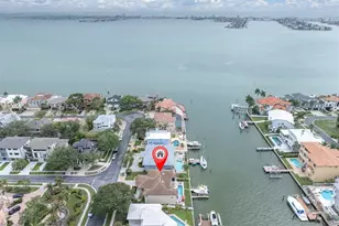 2853 Seabreeze Dr S, Gulfport, FL 33707 - Photo 48