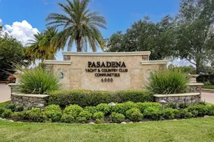 2853 Seabreeze Dr S, Gulfport, FL 33707 - Photo 44