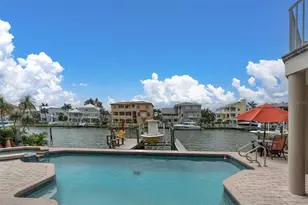 2853 Seabreeze Dr S, Gulfport, FL 33707 - Photo 54