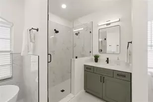 9238 Sea Oaks Ct, Seminole, FL 33776 - Photo 16