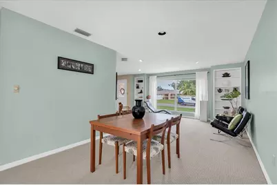 11566 Pine Street, Seminole, FL 33772 - Photo 14