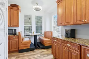 5318 Golden Isles Dr, Apollo Beach, FL 33572 - Photo 10