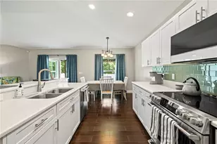 31328 Wrencrest Dr, Wesley Chapel, FL 33543 - Photo 20