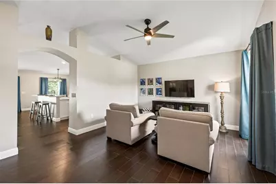 31328 Wrencrest Drive, Wesley Chapel, FL 33543 - Photo 10