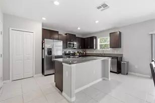 13380 Great Plns Dr, Riverview, FL 33579 - Photo 16