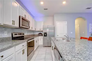 3143 Pleasant Willow Ct, Brandon, FL 33511 - Photo 8
