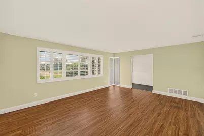 513 Harbor Drive N, Indian Rocks Beach, FL 33785 - Photo 8