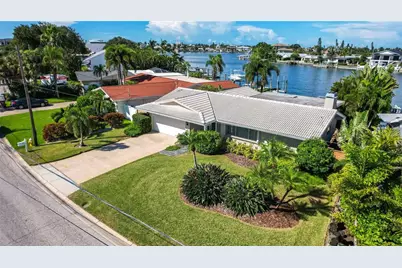 513 Harbor Drive N, Indian Rocks Beach, FL 33785 - Photo 2