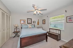 9904 Oaks Ln, Seminole, FL 33772 - Photo 16