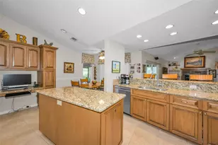 9904 Oaks Ln, Seminole, FL 33772 - Photo 26