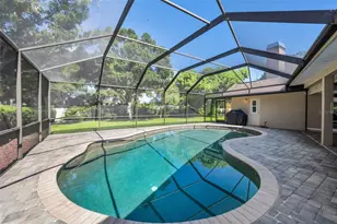 9904 Oaks Ln, Seminole, FL 33772 - Photo 44