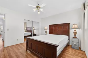 2440 World Pkwy Blvd, Clearwater, FL 33763 - Photo 16