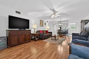 2440 World Pkwy Blvd, Clearwater, FL 33763 - Photo 6