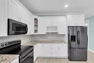 3069 19th Ave S, Saint Petersburg, FL 33712 - Photo 12