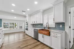 3941 E Eden Roc Cir, Tampa, FL 33634 - Photo 6