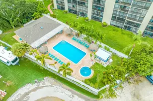 900 Cove Cay Dr, Clearwater, FL 33760 - Photo 68