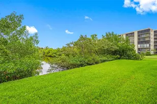 900 Cove Cay Dr, Clearwater, FL 33760 - Photo 1