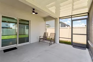 5782 Hollingworth Trl, Wesley Chapel, FL 33545 - Photo 20