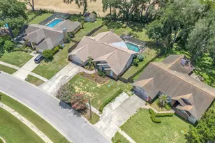 621 Penn National Rd, Seffner, FL 33584 - Photo 40