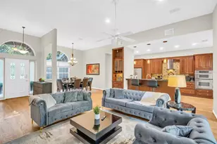 2270 Barbara Dr, Clearwater, FL 33764 - Photo 6