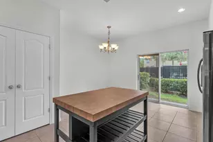 2719 Lantern Hill Ave, Brandon, FL 33511 - Photo 6
