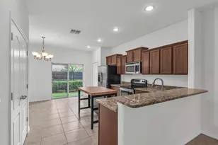 2719 Lantern Hill Ave, Brandon, FL 33511 - Photo 2