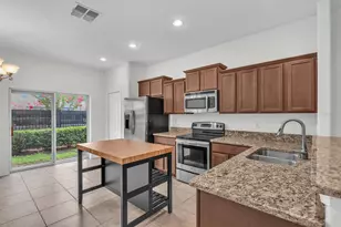 2719 Lantern Hill Ave, Brandon, FL 33511 - Photo 6