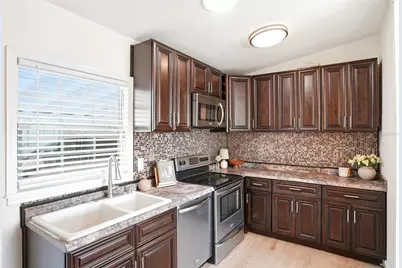 4030 Marlin Drive SE, Saint Petersburg, FL 33705 - Photo 10